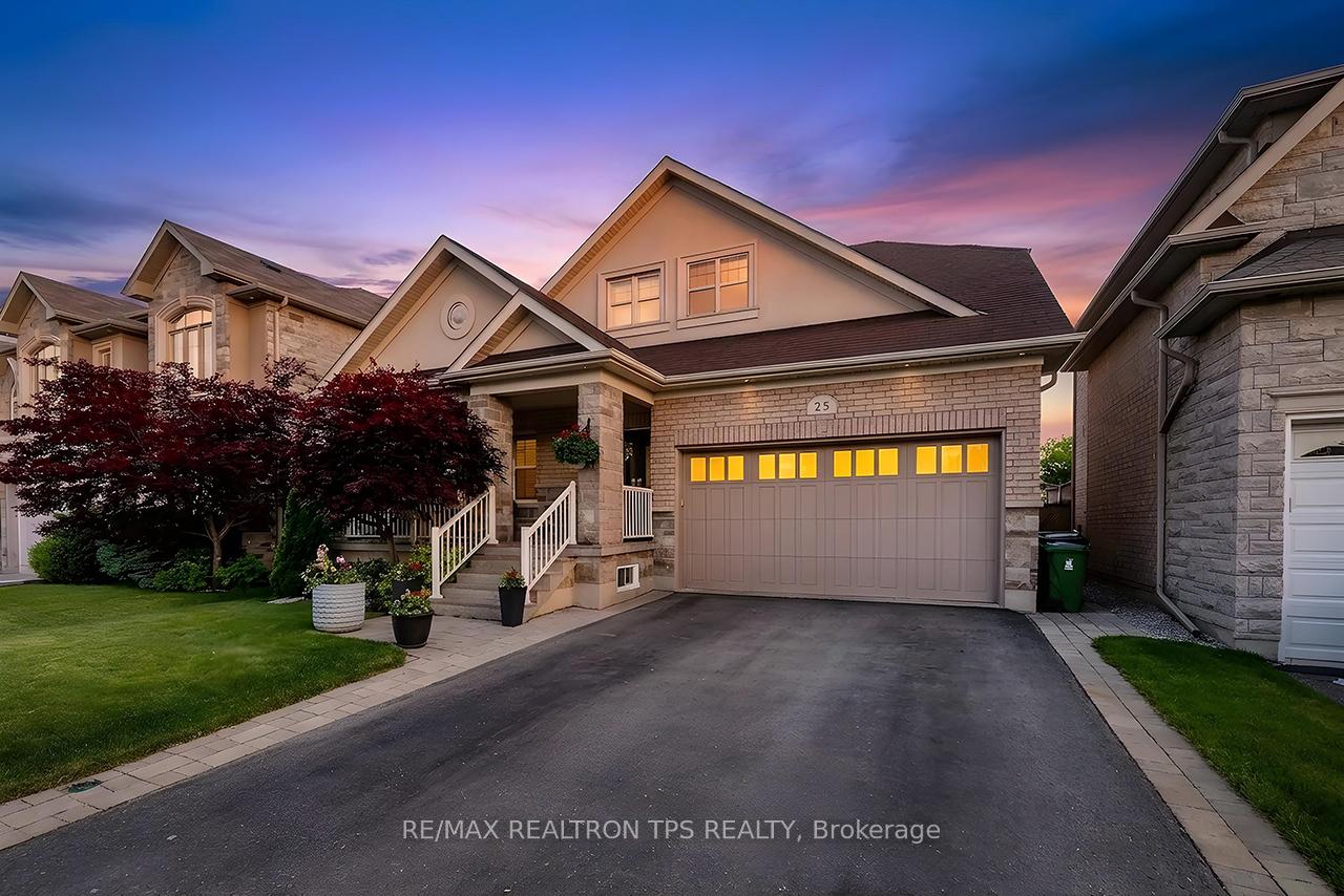 25 Leafield Drive, Toronto, ON M1W 2R2