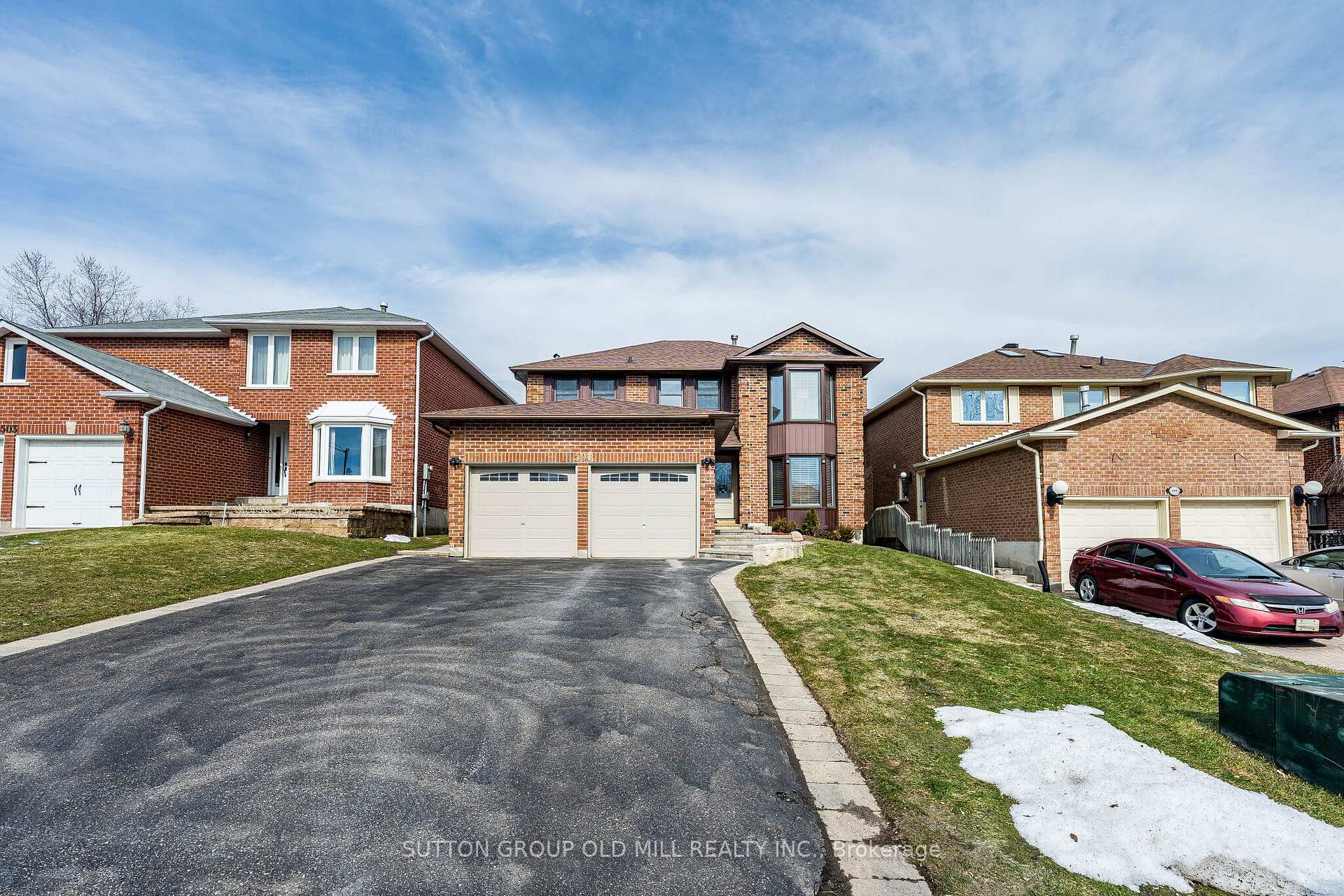 501 Sundown Crescent, Pickering, ON L1V 6A7