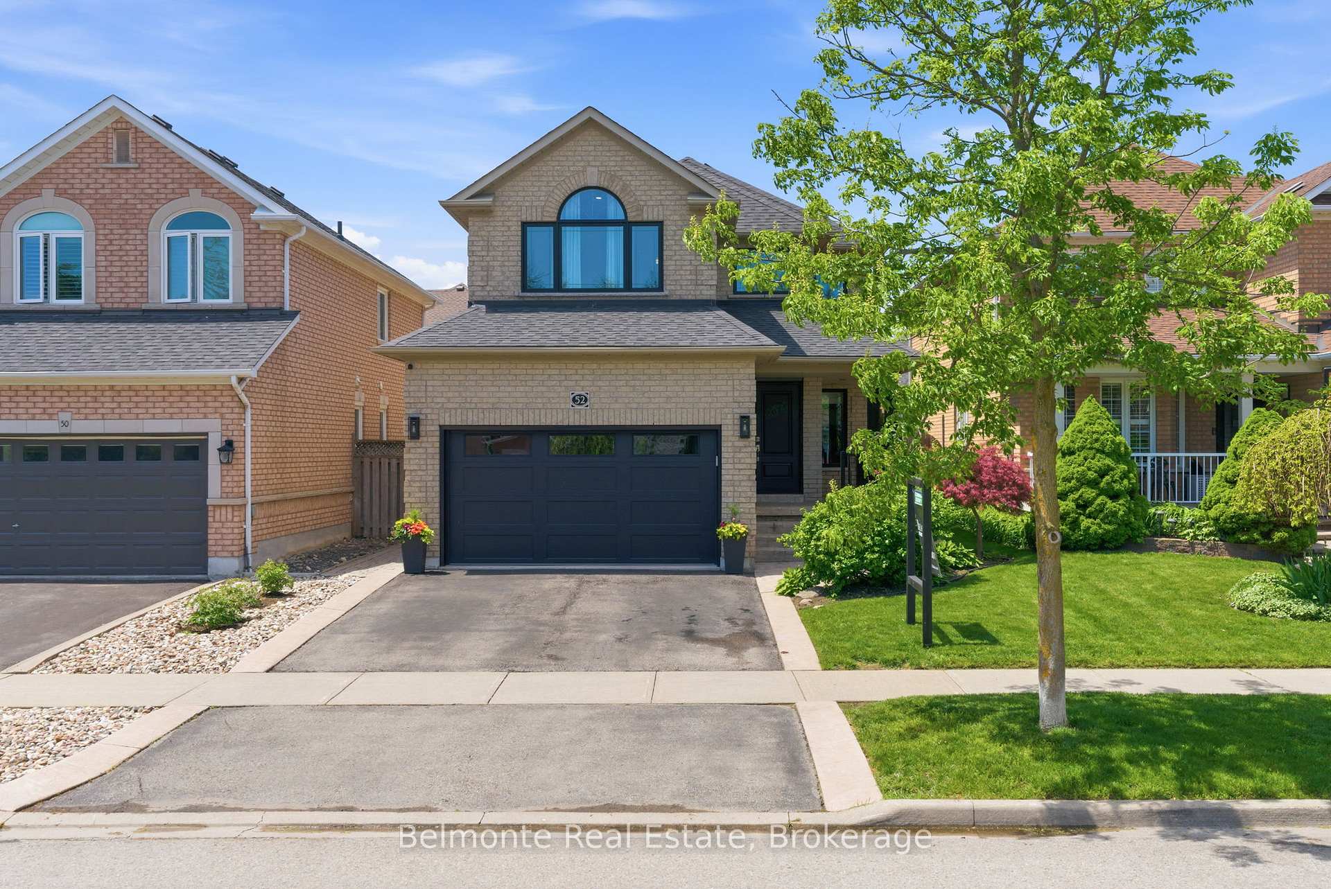 52 Lady May Drive, Whitby, ON L1R 3A7