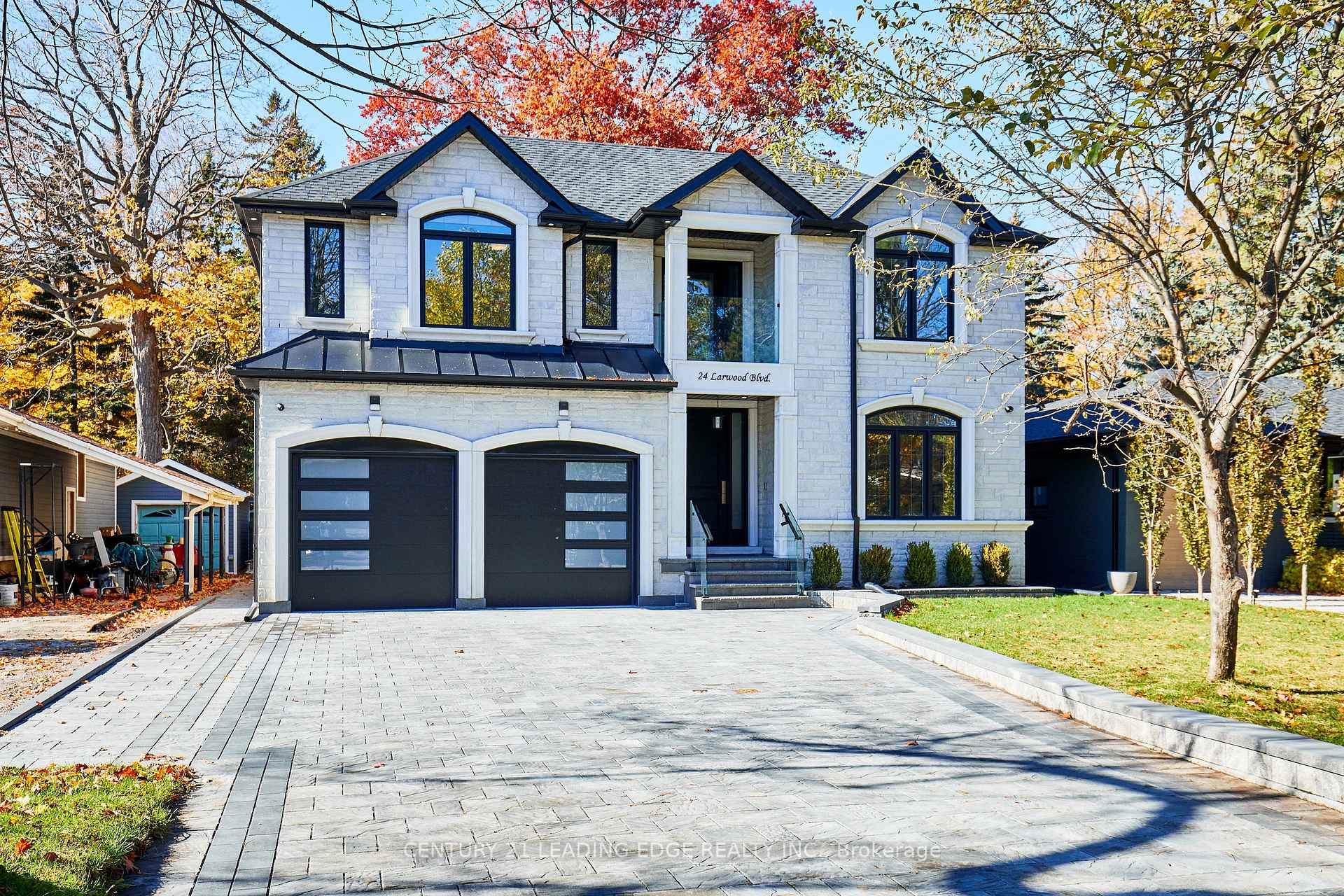 24 Larwood Boulevard, Toronto, ON M1M 2M5