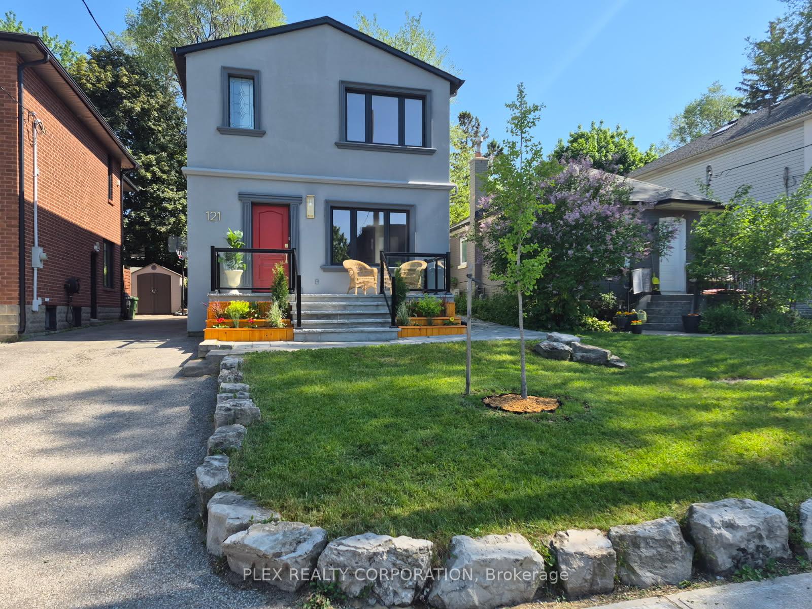 121 Virginia Avenue, Toronto, ON M4C 2T1
