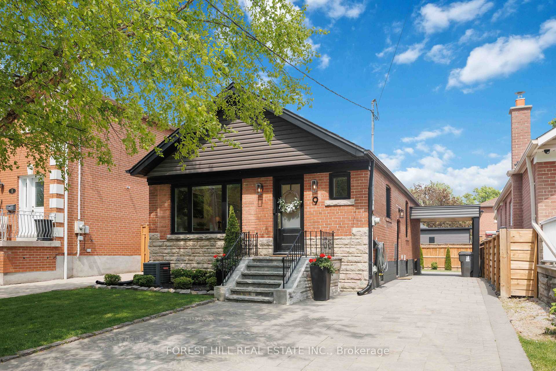 9 Marilyn Crescent, Toronto, ON M4B 3C5