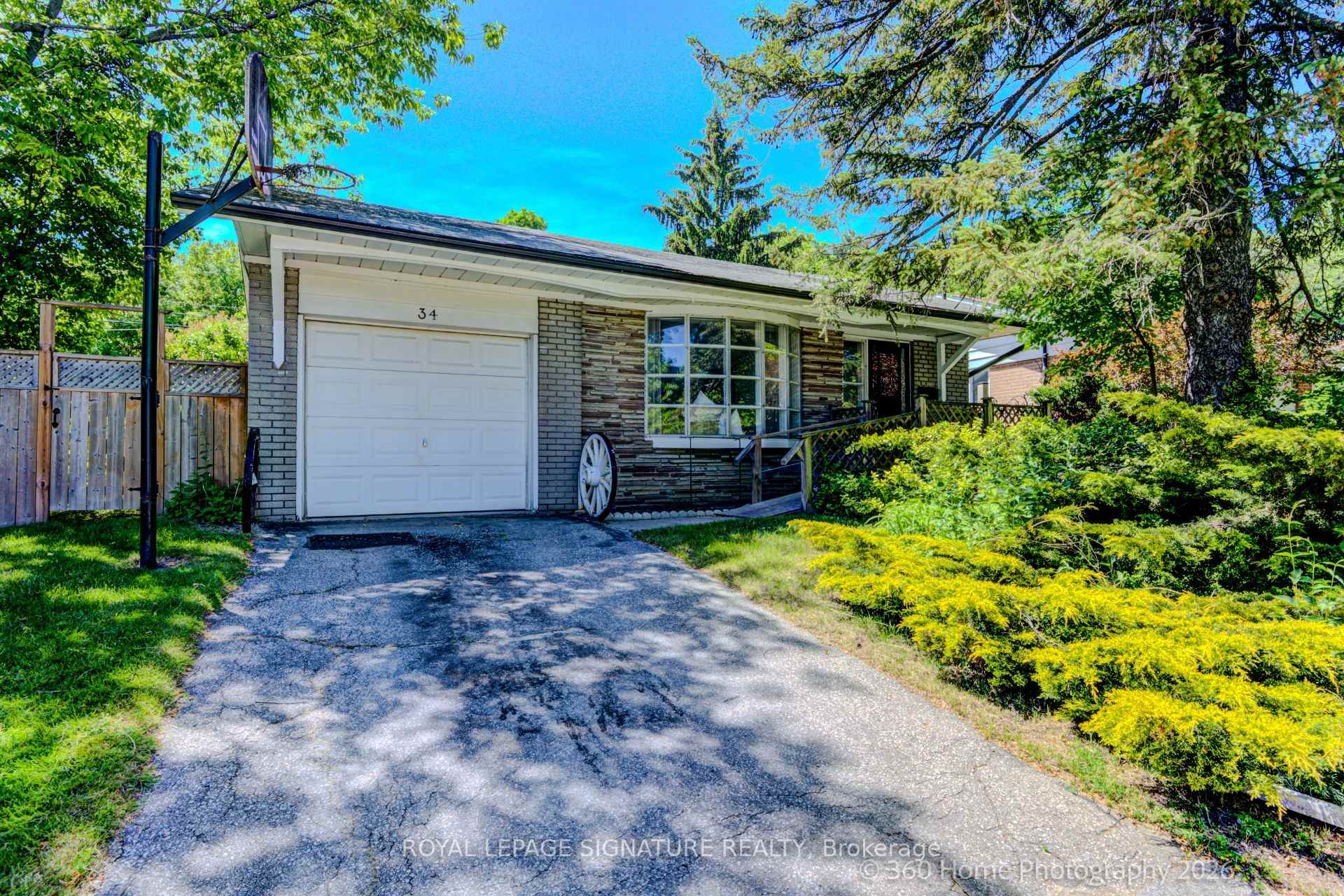 34 Rowatson Road, Toronto, ON M1E 1K1
