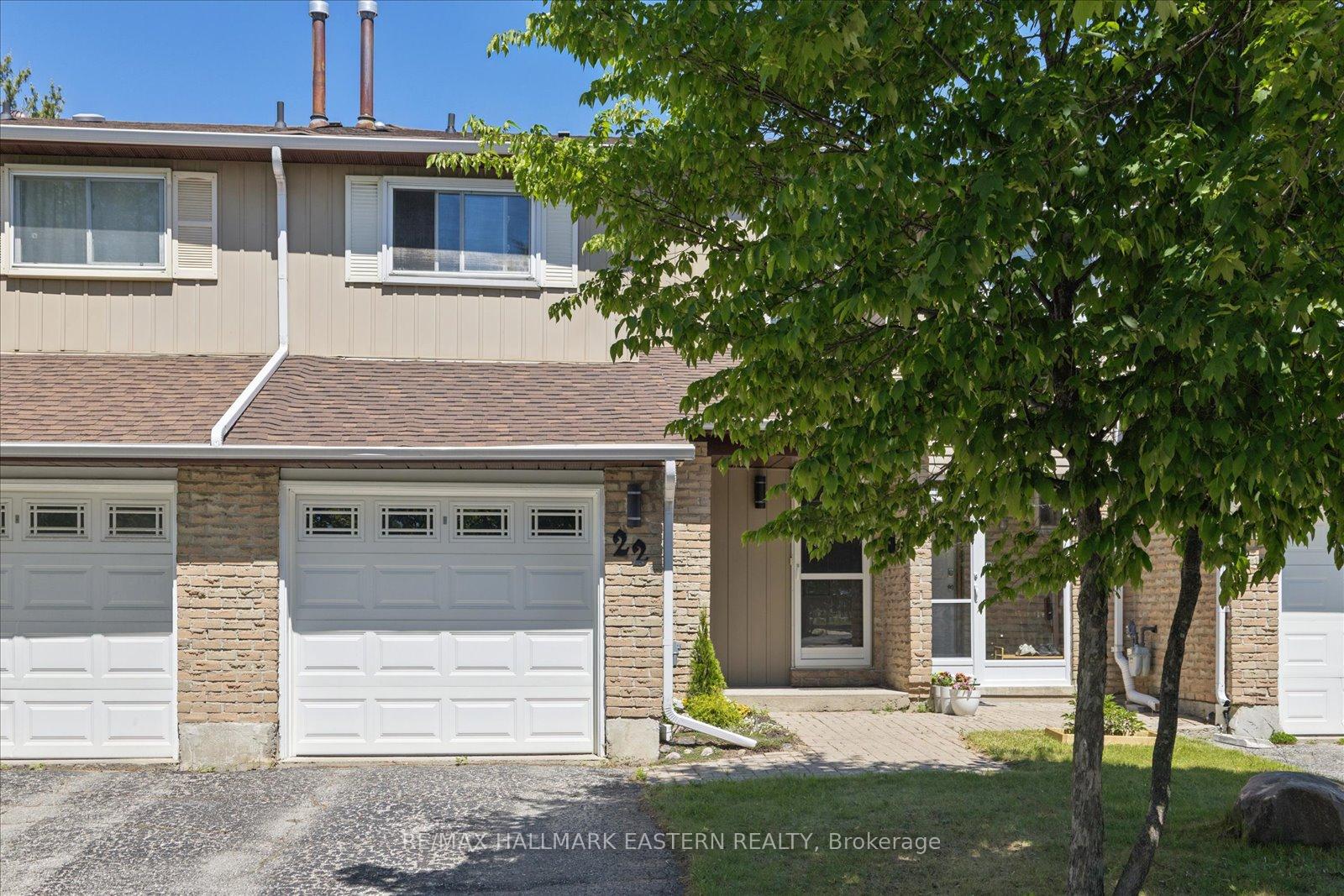22 Valley Stream Drive, Toronto, ON M1V 2A5