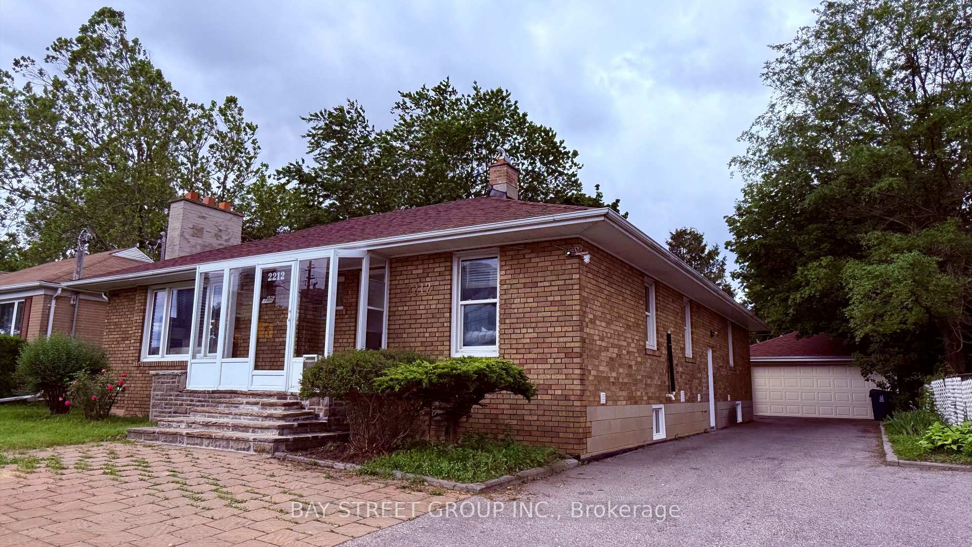 2212 Kennedy Road, Toronto, ON M1T 3G4
