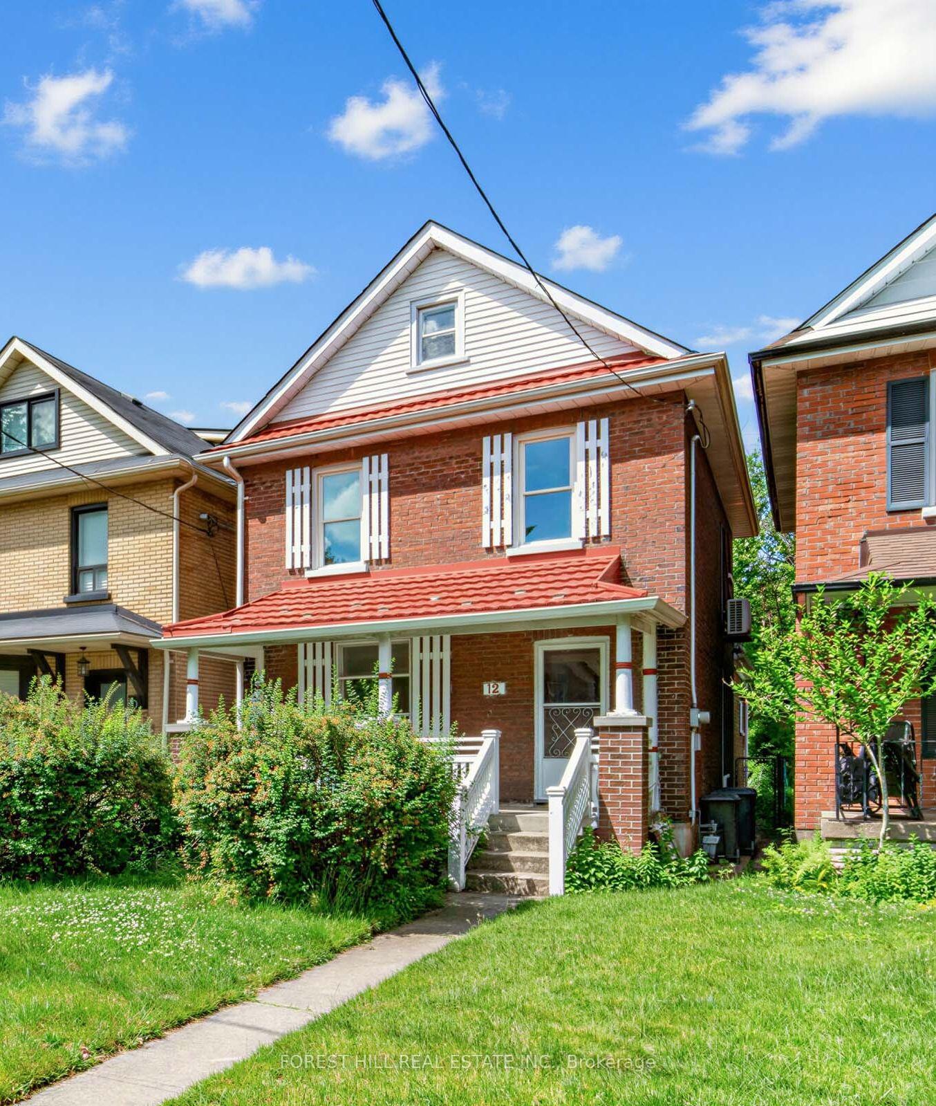 12 Osborne Avenue, Toronto, ON M4E 3A9