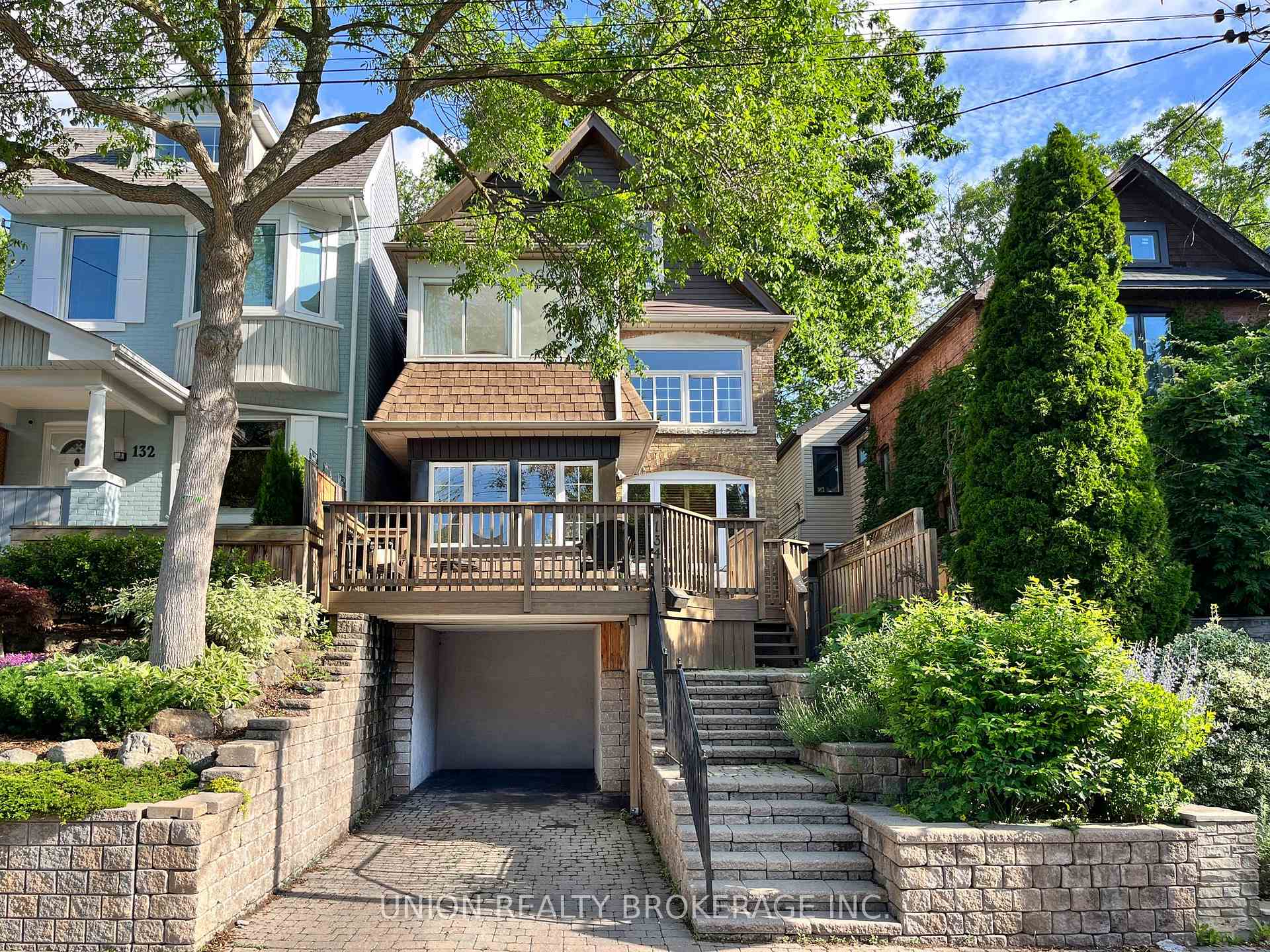 134 Duvernet Avenue, Toronto, ON M4E 1V4