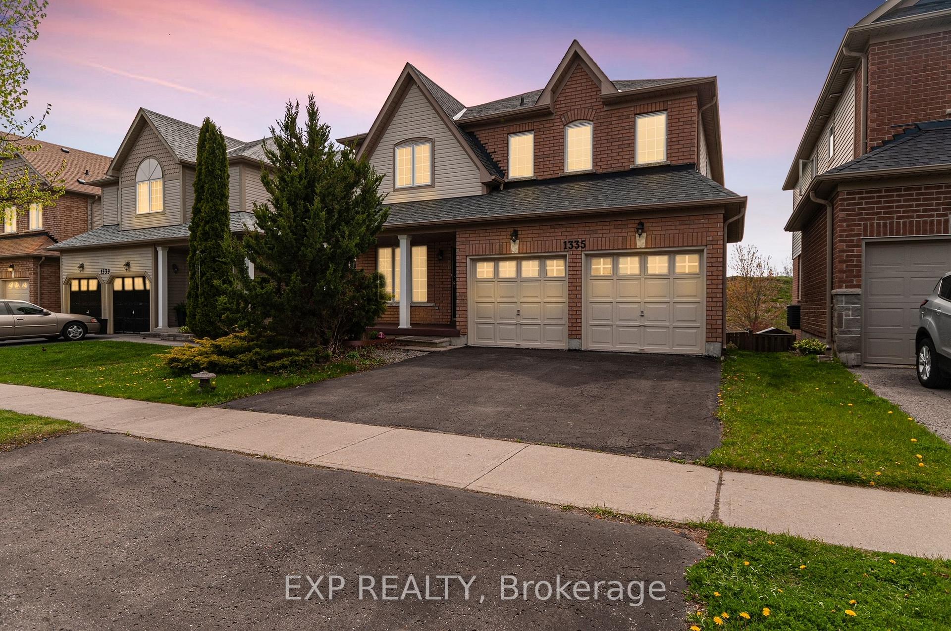 1335 Langley Circle, Oshawa, ON L1K 0E2