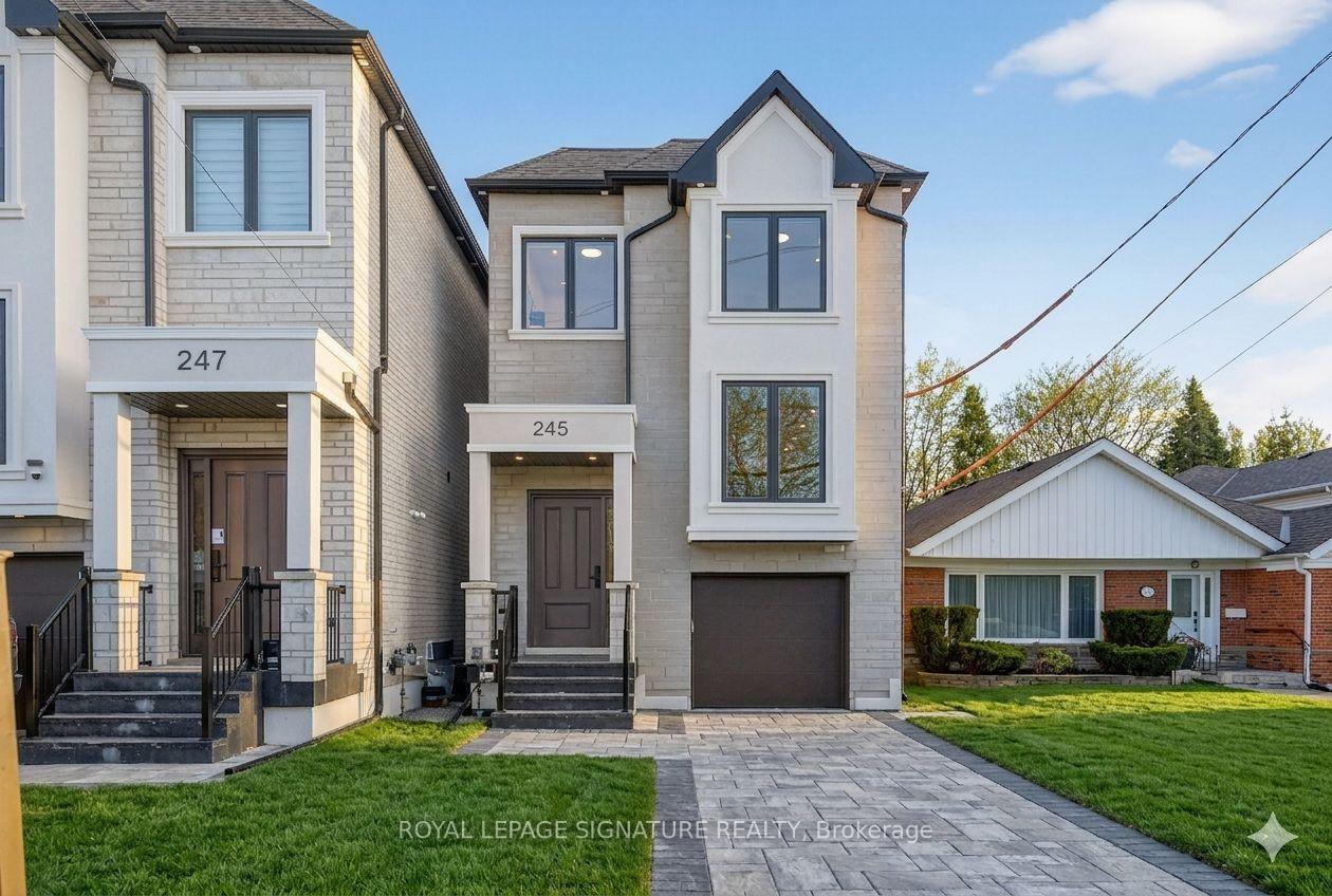 245 Ferris Road, Toronto, ON M4B 1H2