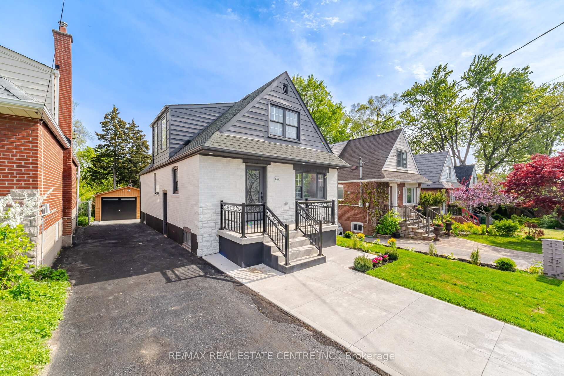 109 Glencrest Boulevard, Toronto, ON M4B 1L9