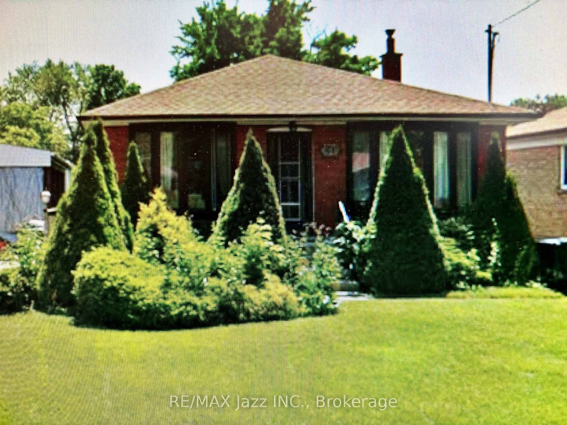 61 Kootenay Crescent, Toronto E09, ON M1J 1S1