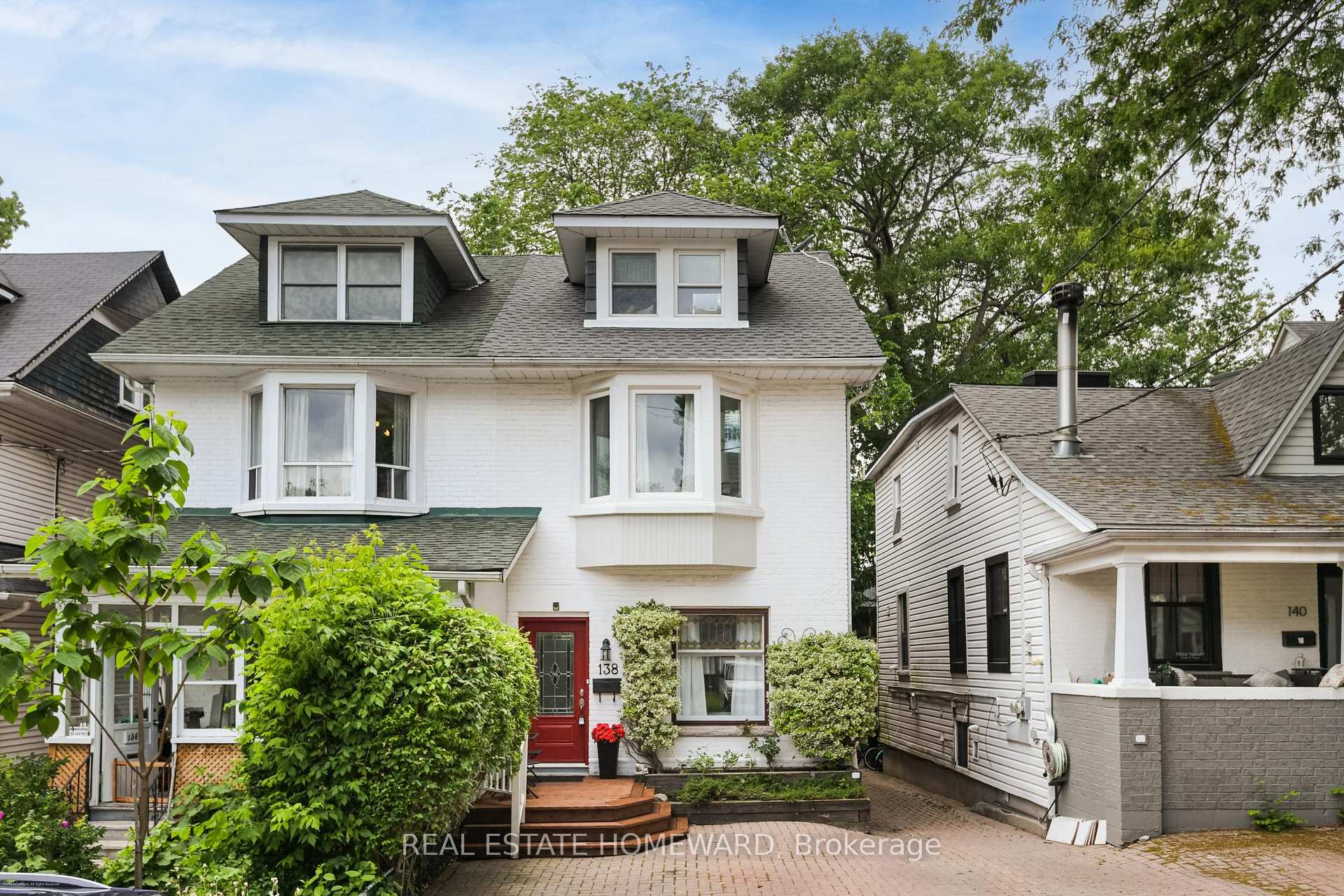 138 Lee Avenue, Toronto E02, ON M4E 2P3