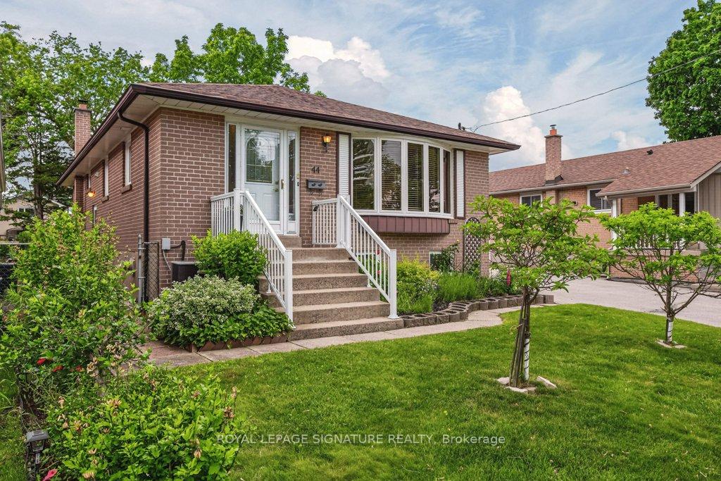 44 Rowallan Drive, Toronto, ON M1E 2Y6