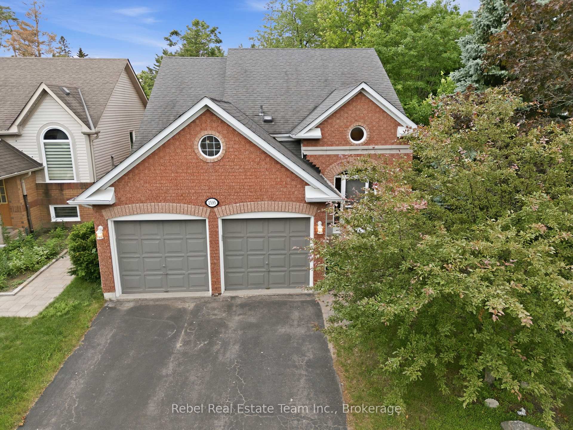 1595 Edenwood Court, Oshawa, ON L1G 7Y6