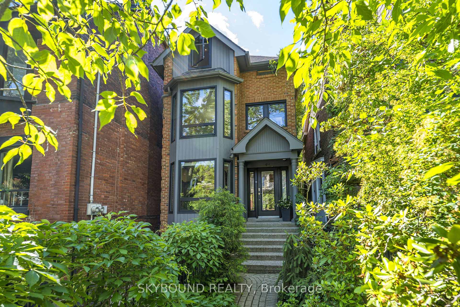 49 Victor Avenue, Toronto, ON M4K 1A7