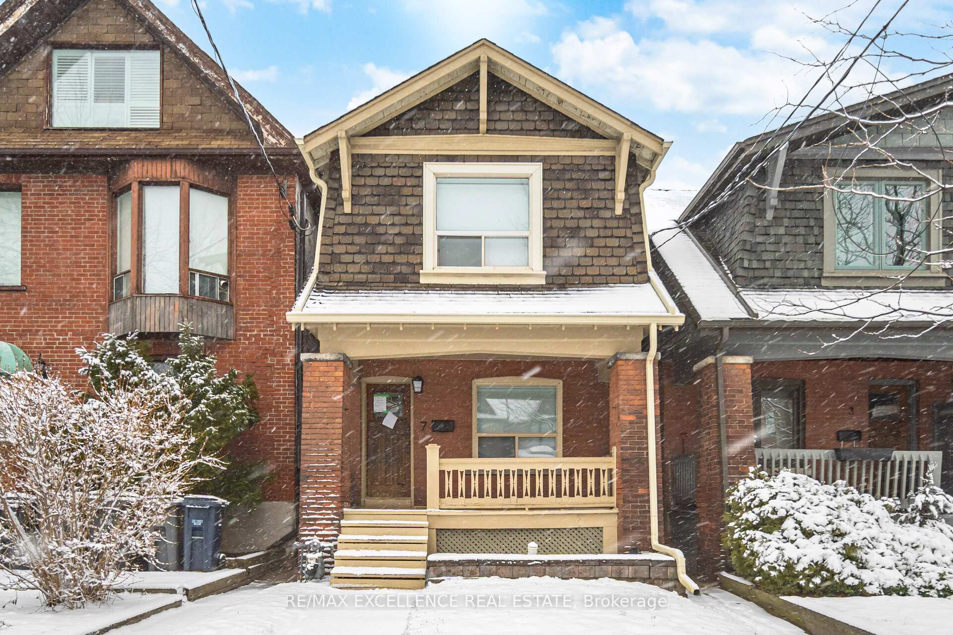 7 Arundel Avenue, Toronto, ON M4K 3A1