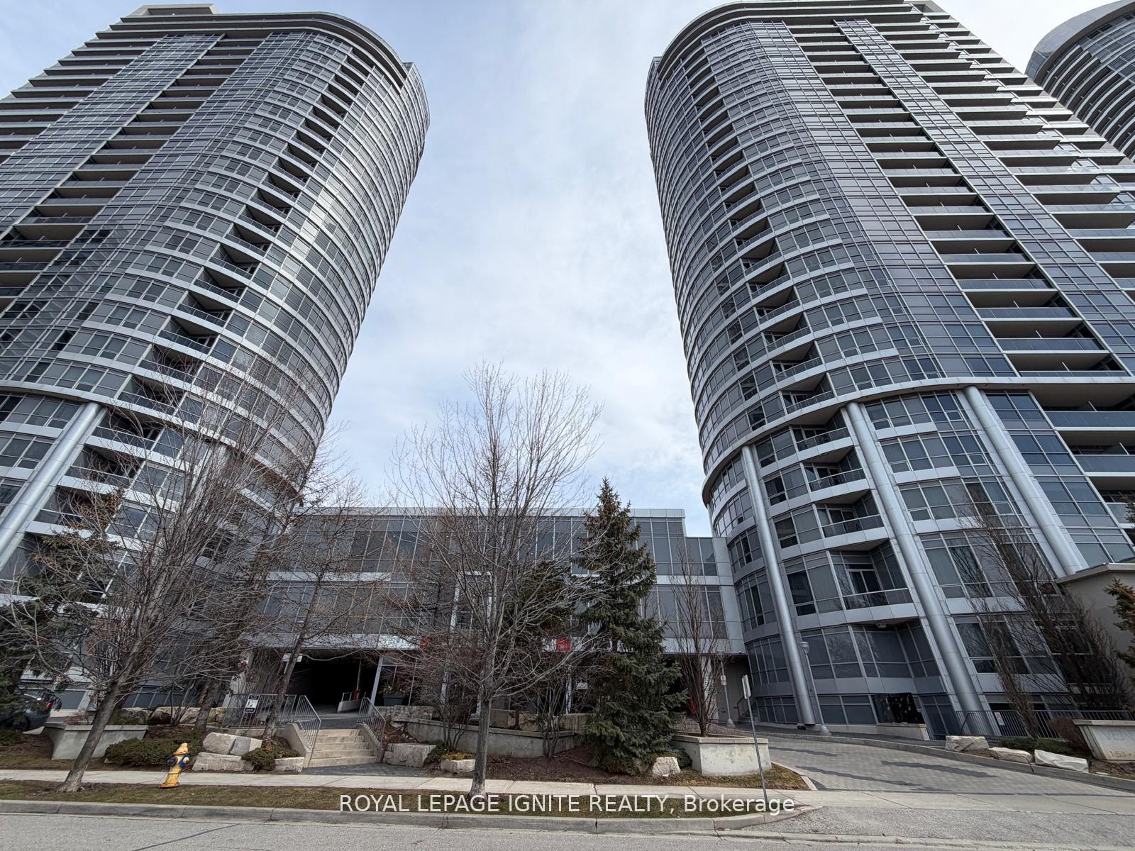 151 Village Green Square 2001, Toronto, ON M1S 0K5