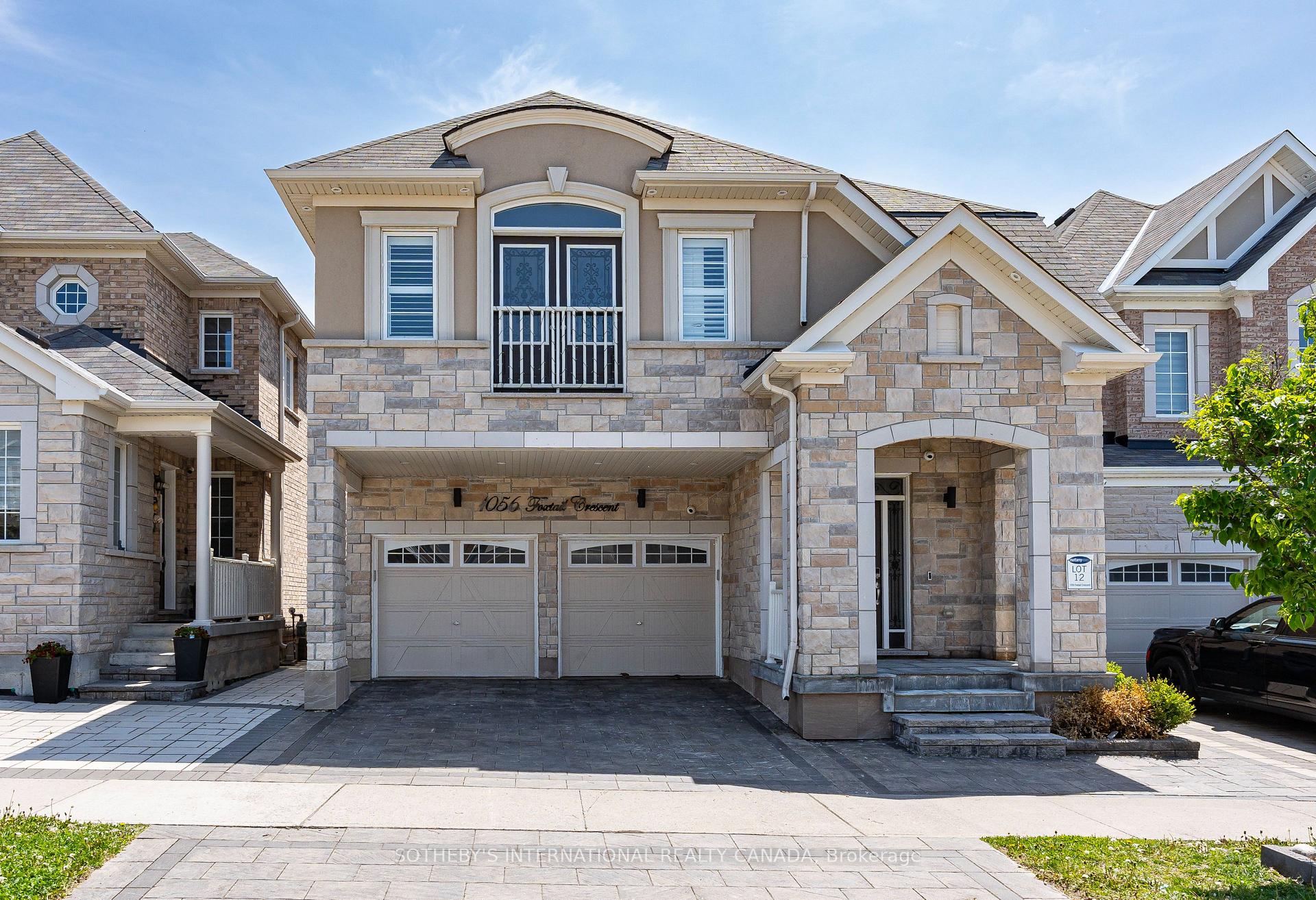 1056 Foxtail Crescent, Pickering, ON L1X 0E7