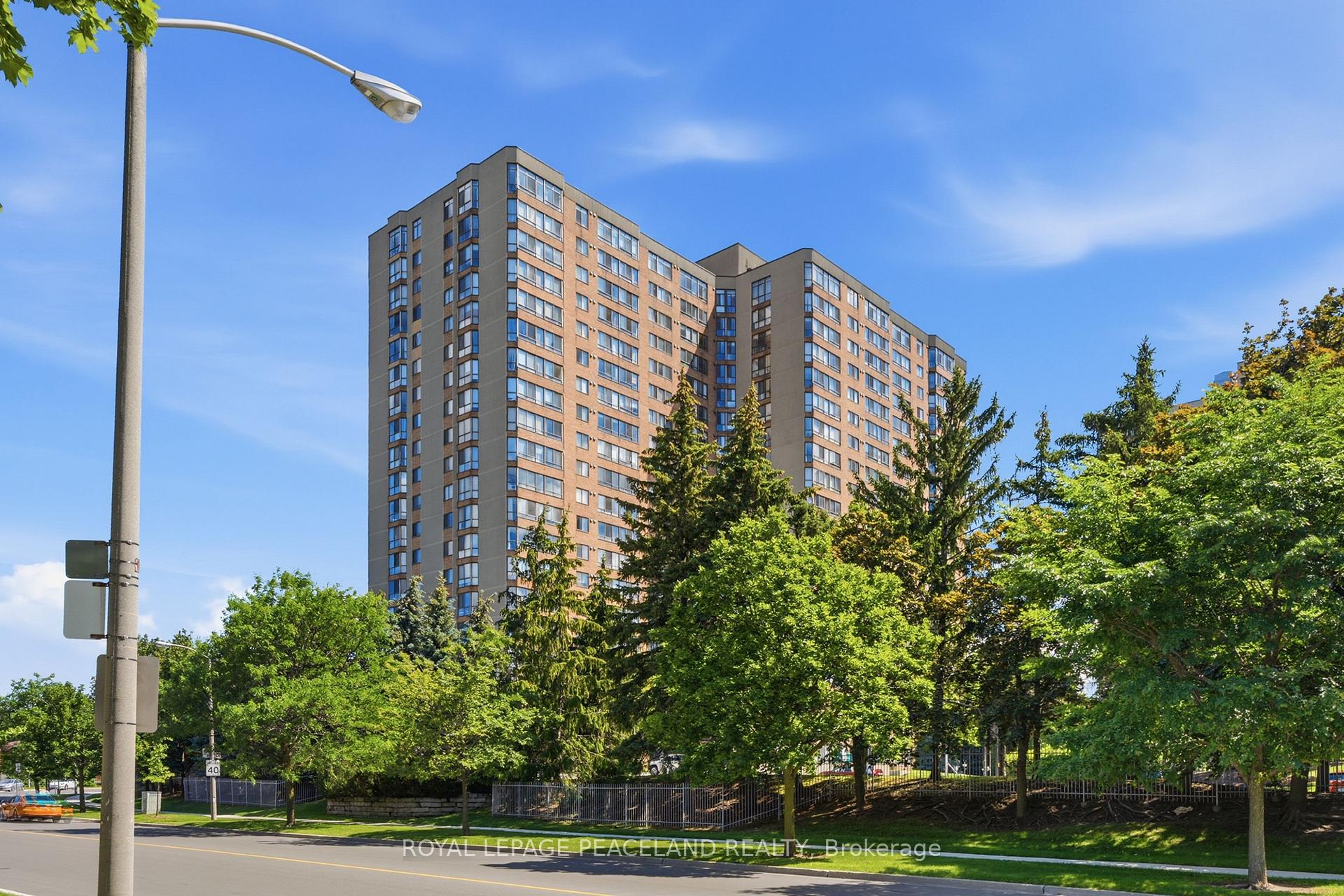 55 Bamburgh Circle PH13, Toronto, ON M1W 3V4