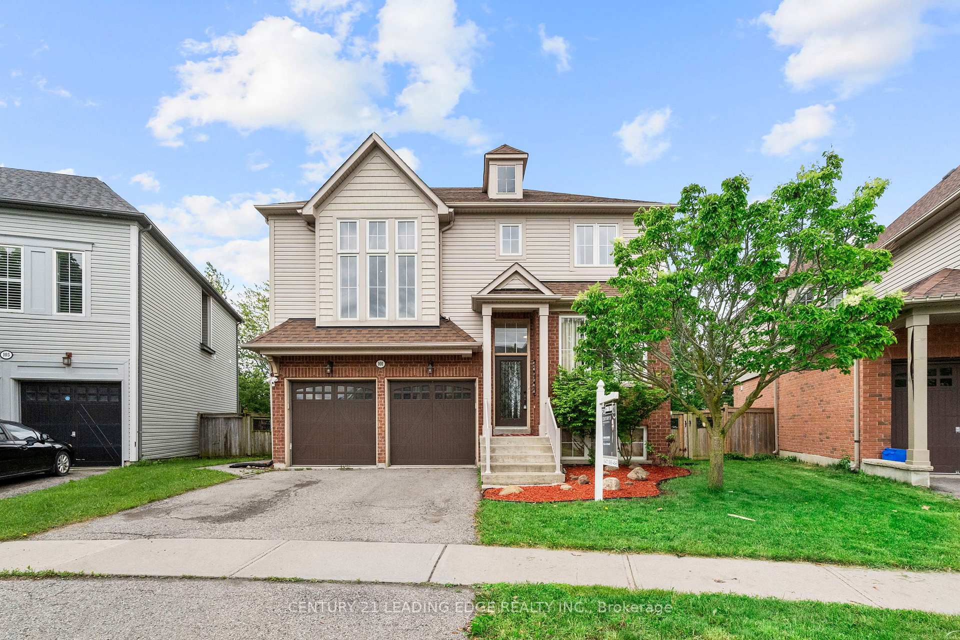 101 Woodbine Place, Oshawa, ON L1L 1C5