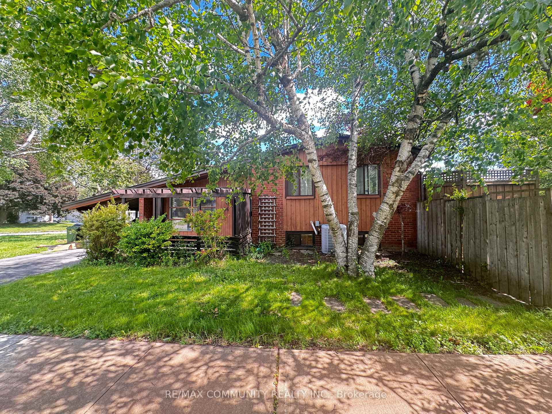 36 Benprice Court, Toronto, ON M1H 1N3