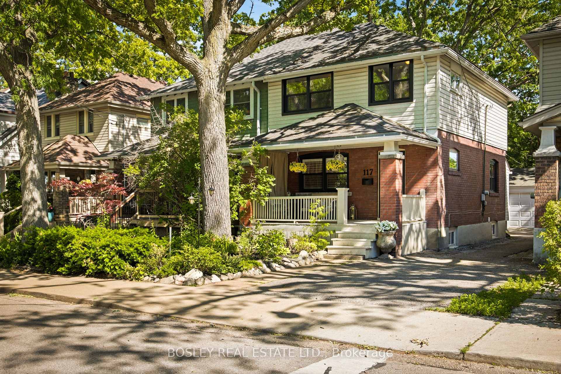 117 Oakcrest Avenue, Toronto, ON M4C 1B4