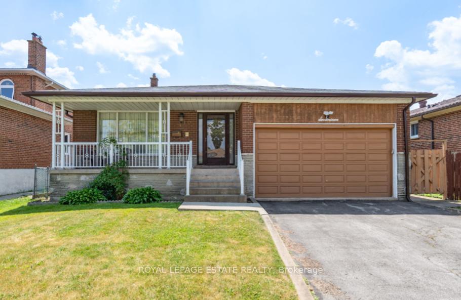 17 Altair Avenue, Toronto, ON M1W 2R1