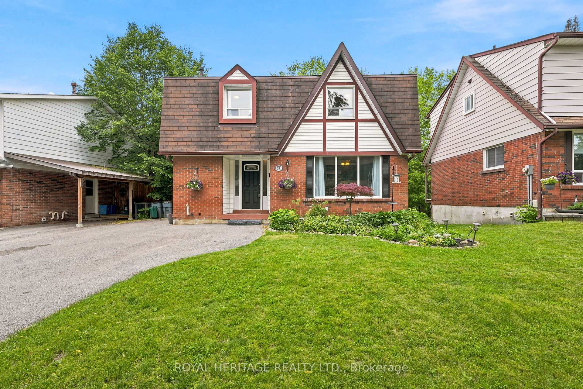518 Crestwood Drive, Oshawa, ON L1G 2R5