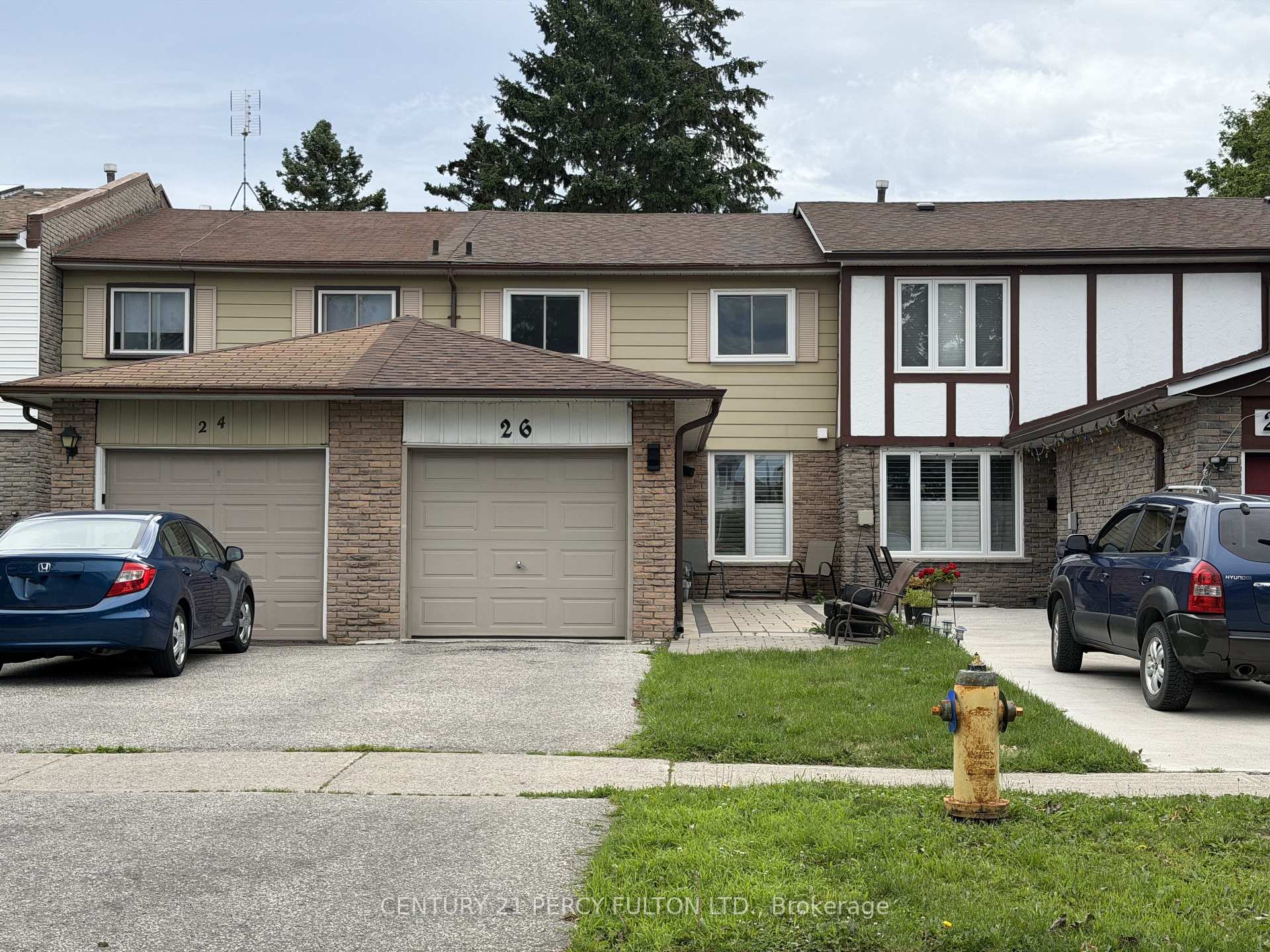 26 Robbinstone Drive, Toronto, ON M1B 2E6