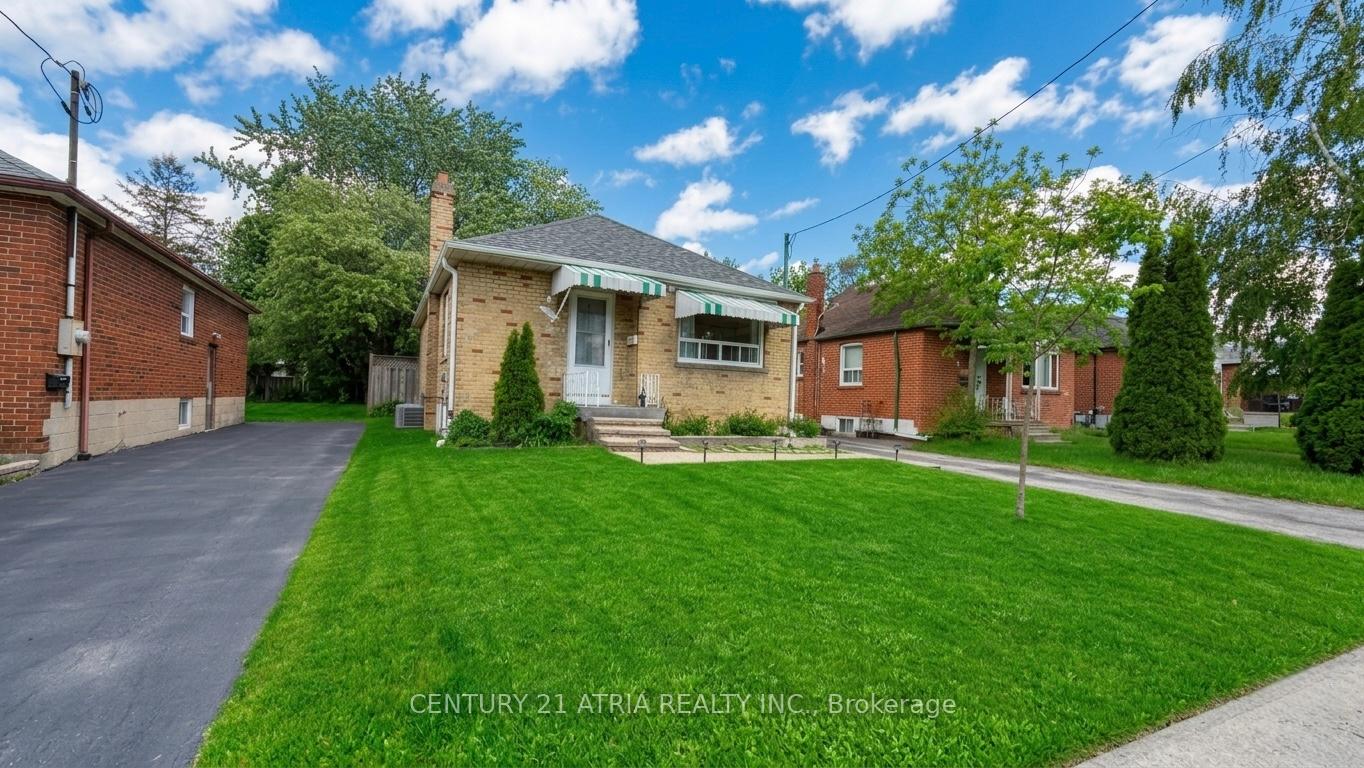 115 Ellington Drive, Toronto, ON M1R 3Y2