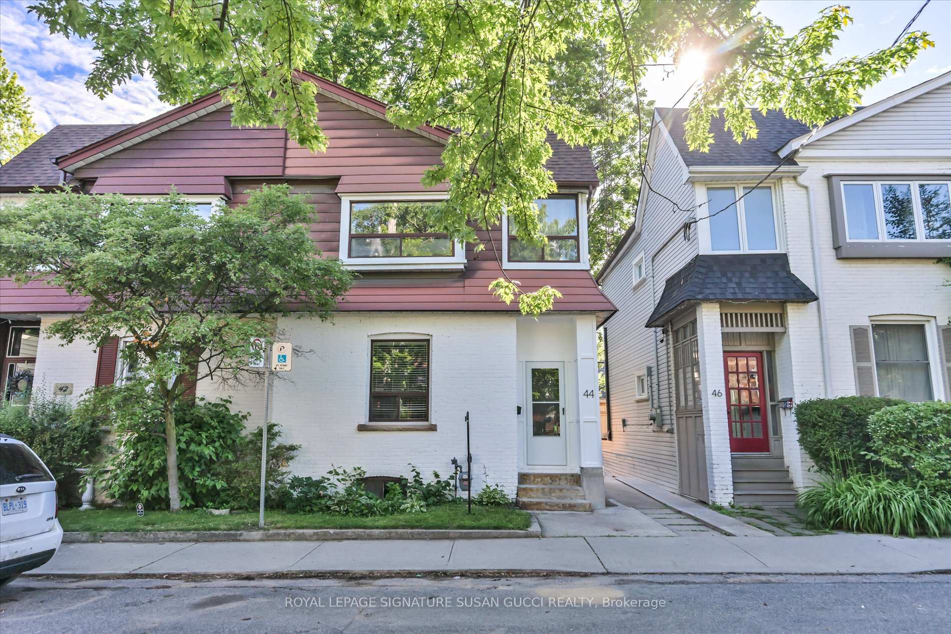 44 Westlake Avenue, Toronto, ON M4C 4P8