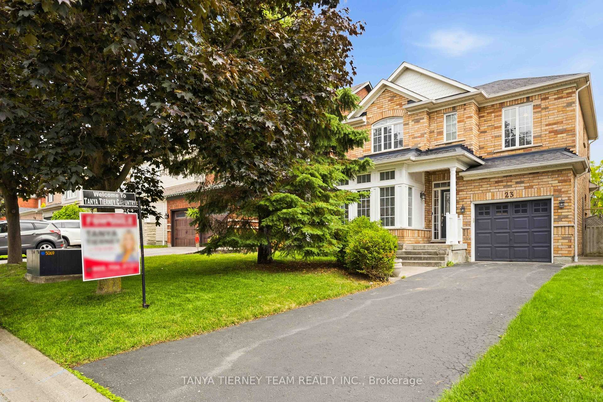 23 Cody Avenue, Whitby, ON L1M 1K7