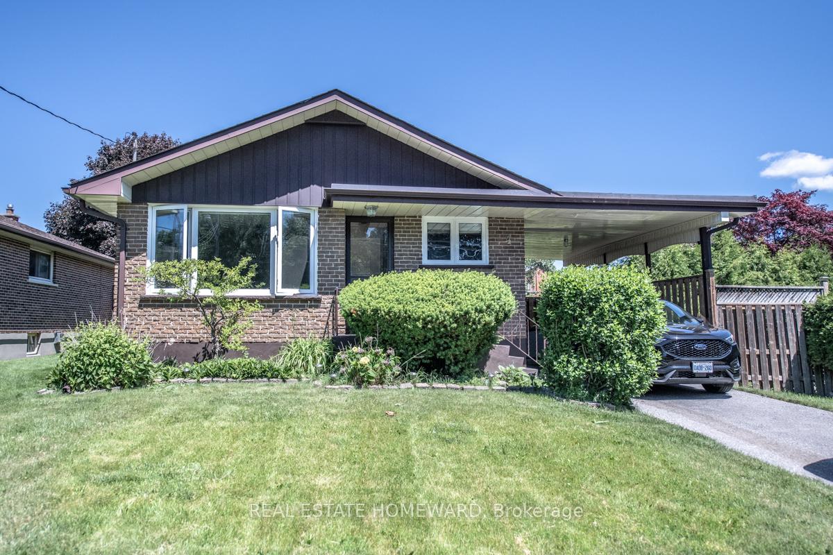 4 Sunicrest Boulevard, Clarington, ON L1C 2G7