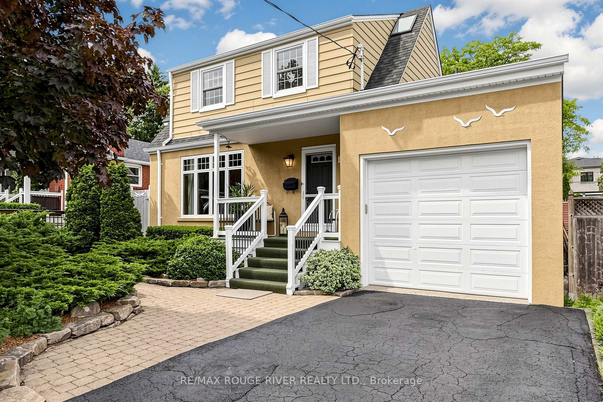 149 Brooklawn Avenue, Toronto, ON M1M 2P8