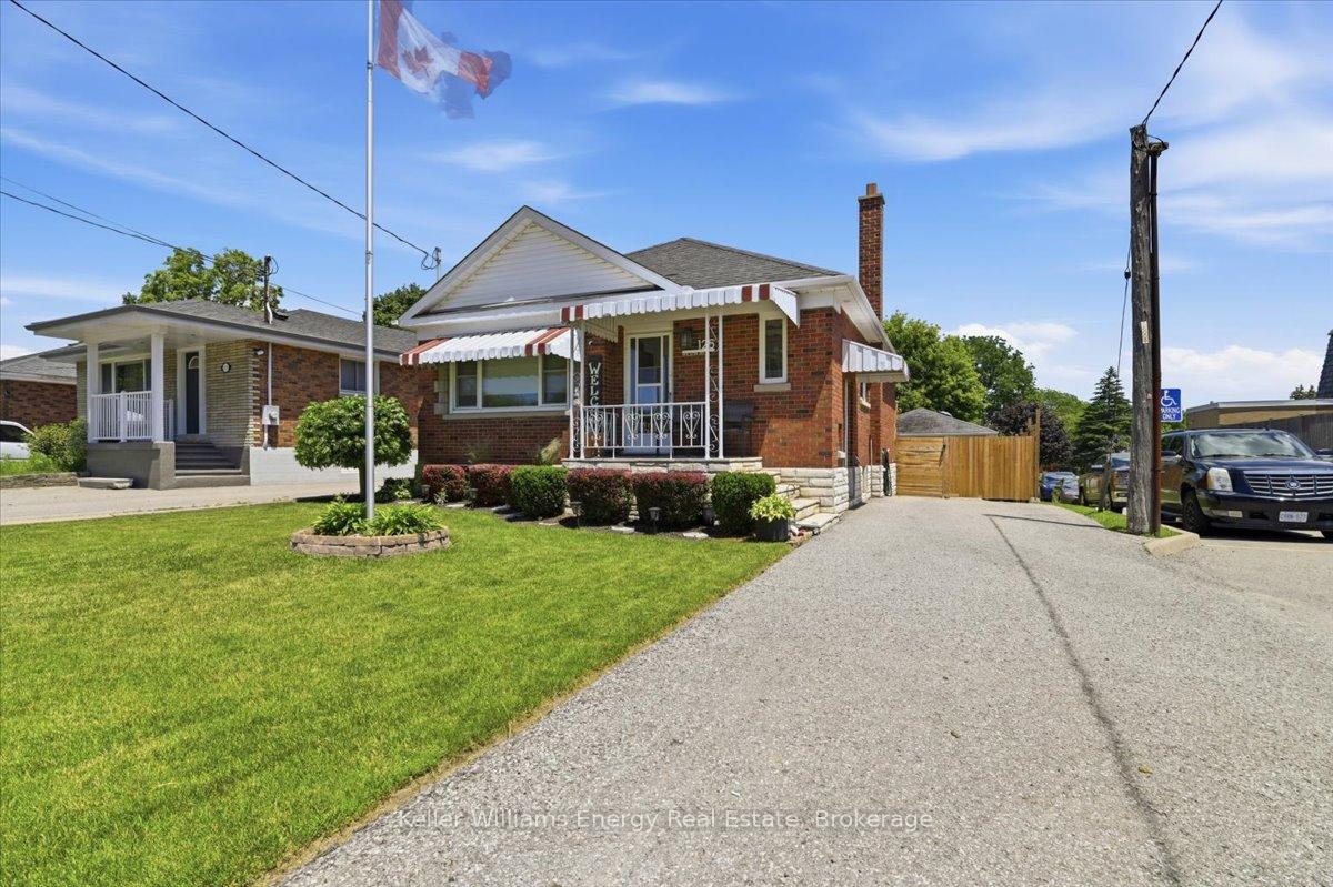 125 Wilson Road S, Oshawa, ON L1H 6B9