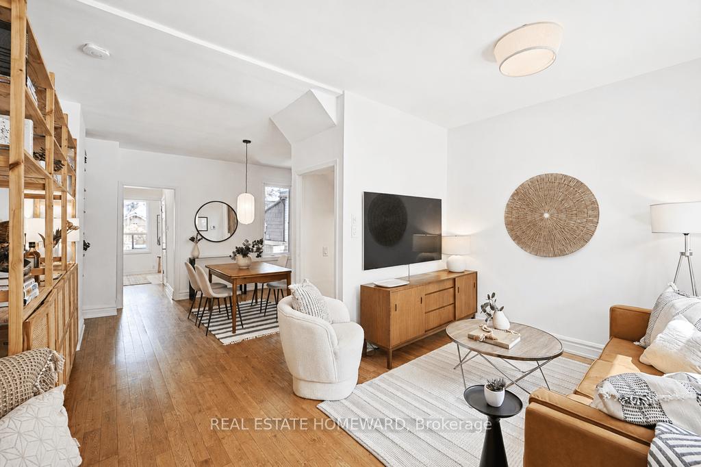 91 Carlaw Avenue, Toronto, ON M4M 2R6