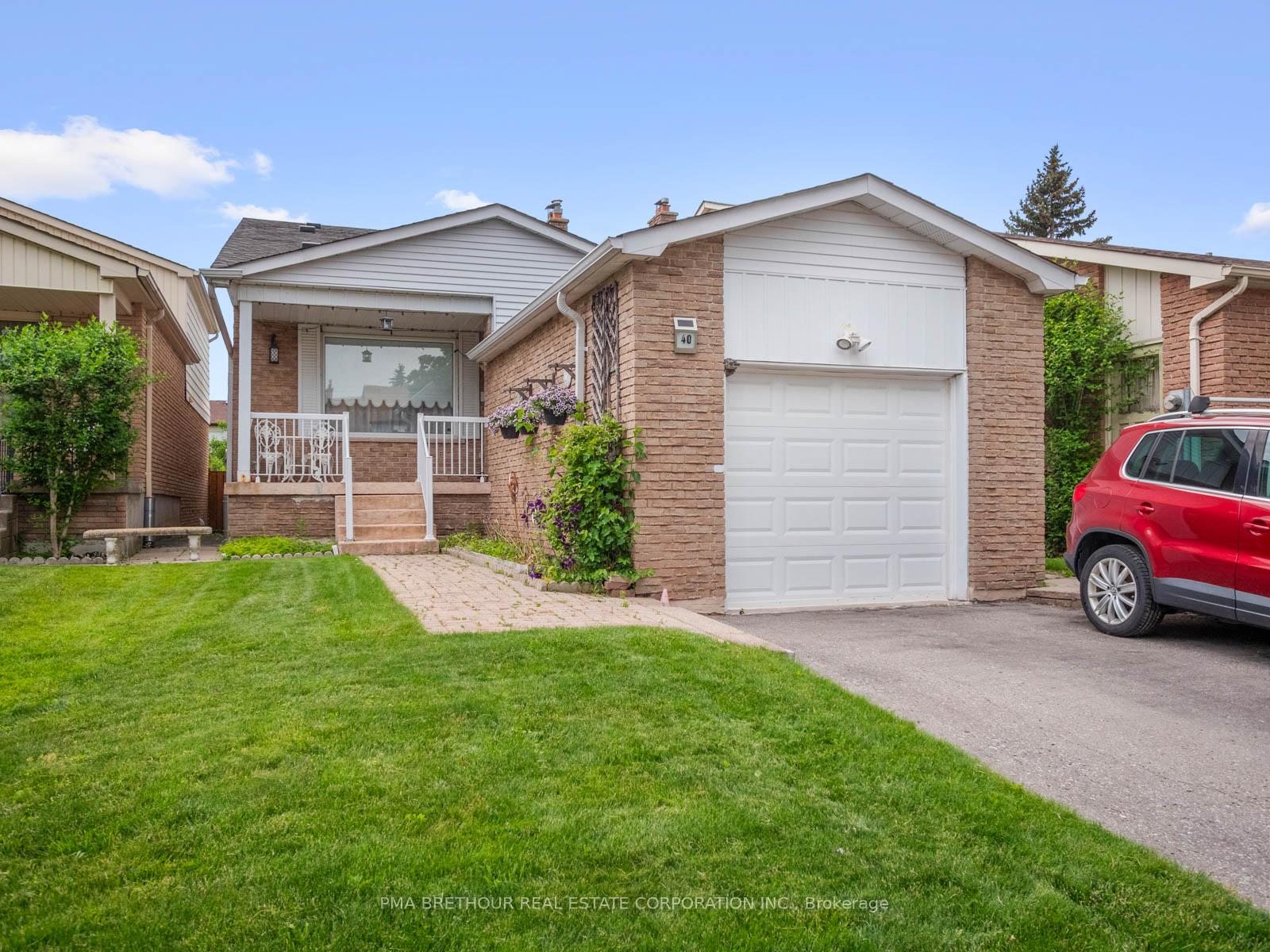 40 Greenwich Square W, Toronto, ON M1J 3L1