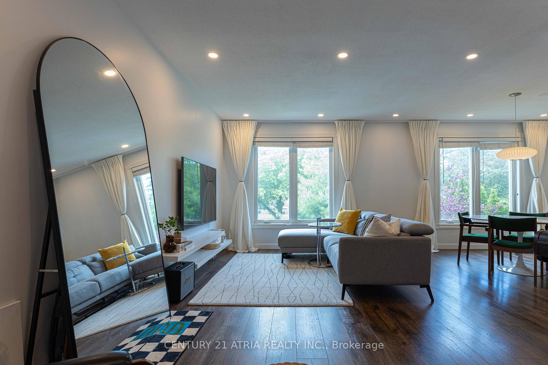 87 Winstanly Crescent, Toronto, ON M1B 1N3