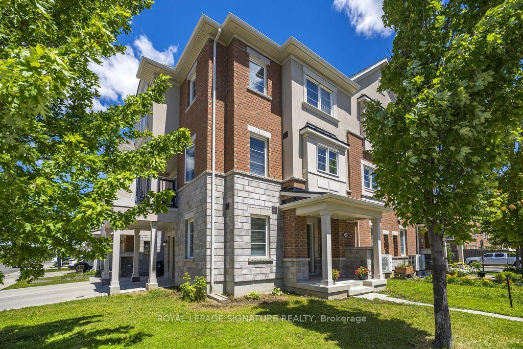 52 Deans Drive, Toronto, ON M1L 0J4