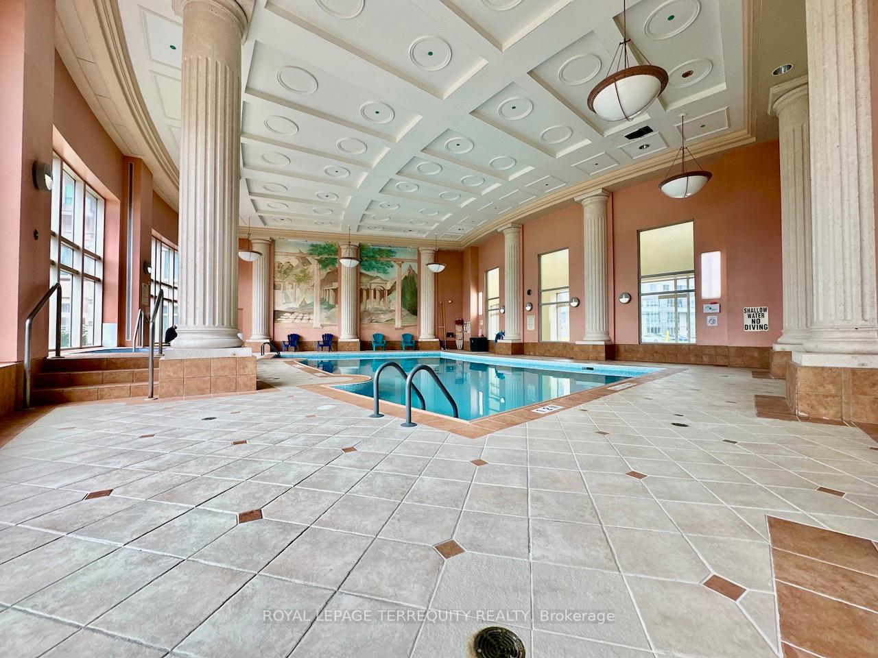 18 Lee Centre Drive 1506, Toronto, ON M1H 3H5