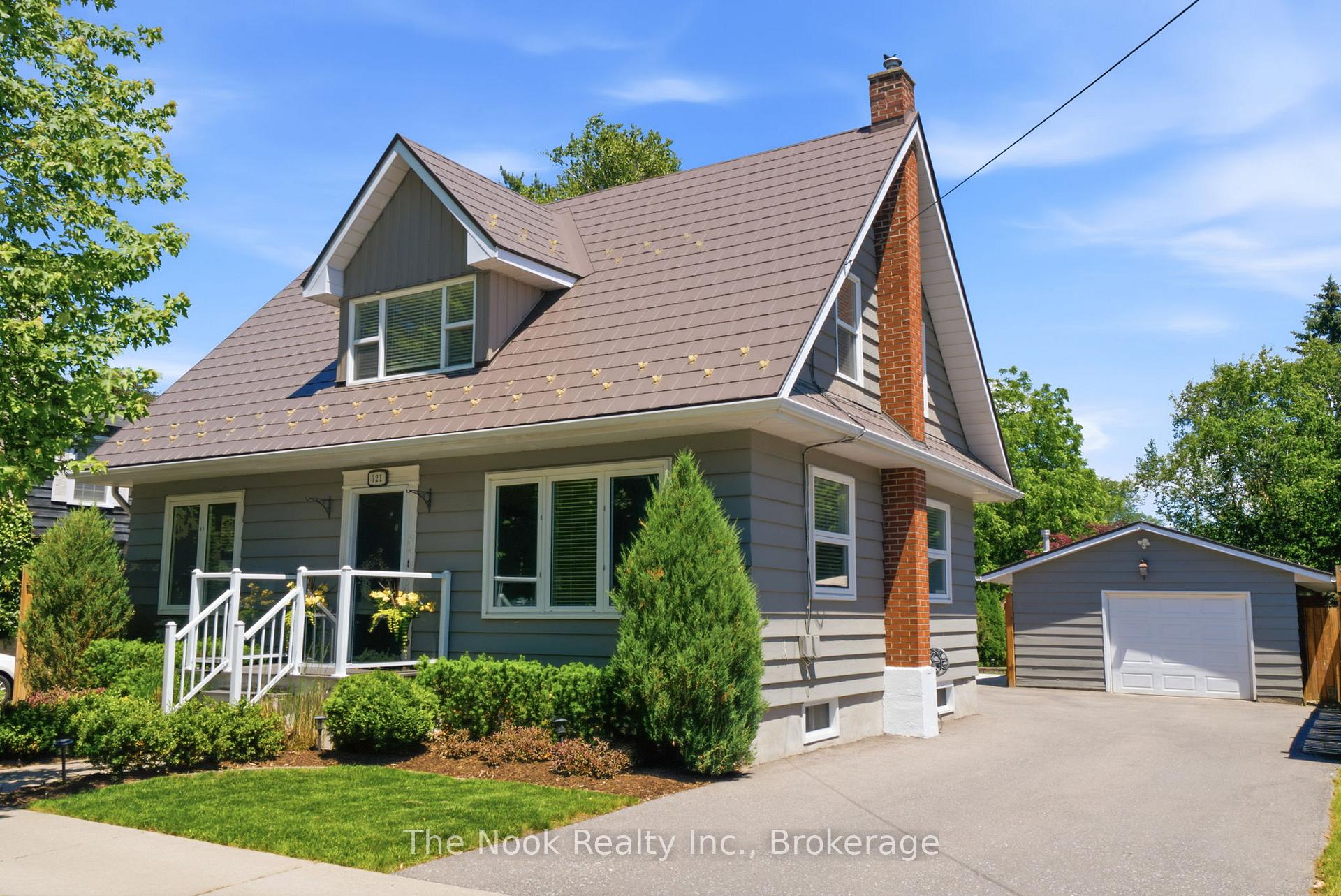 321 Palace Street, Whitby, ON L1N 5G4