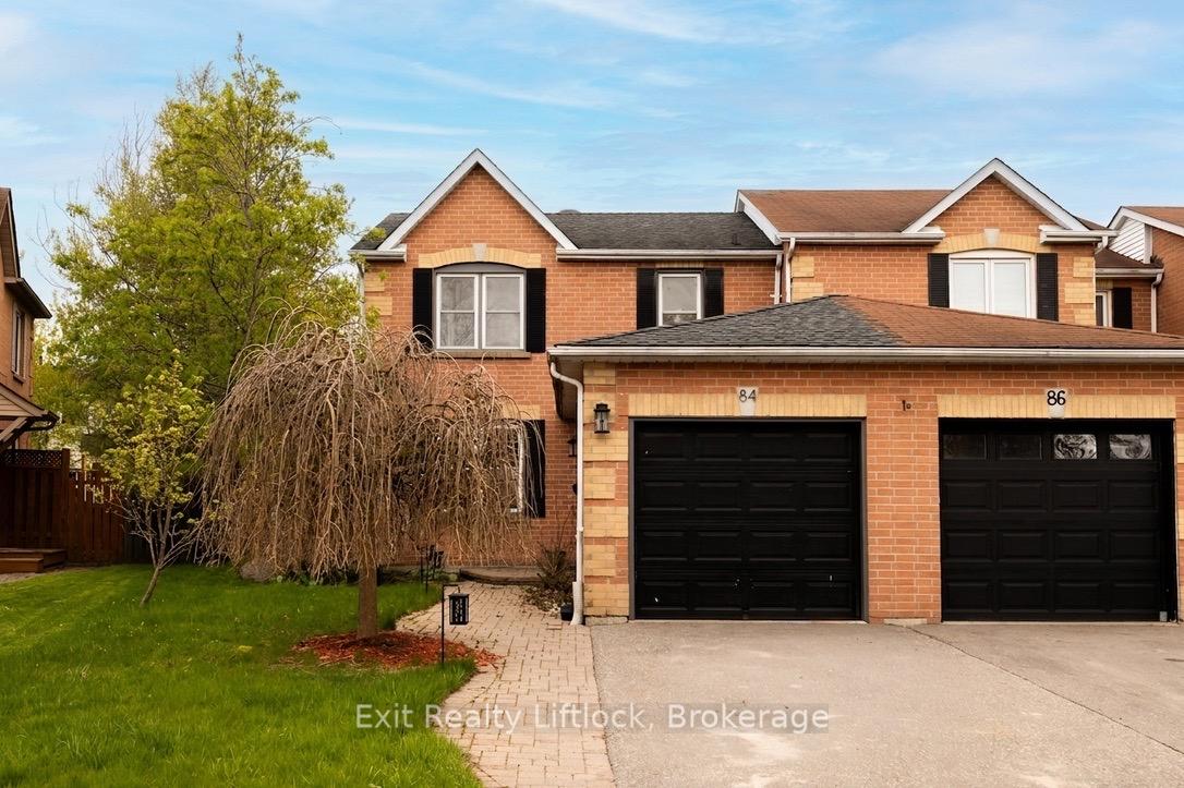 84 Hillhurst Crescent, Clarington, ON L1E 2A3