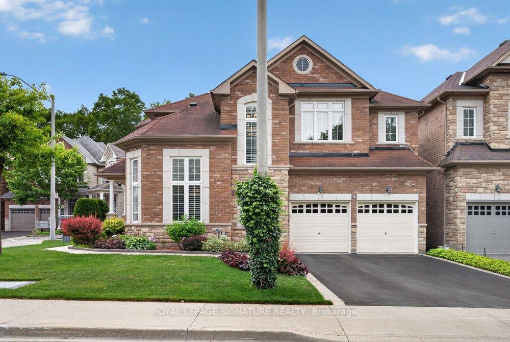 5 Broderick Place, Toronto, ON M1L 0E3