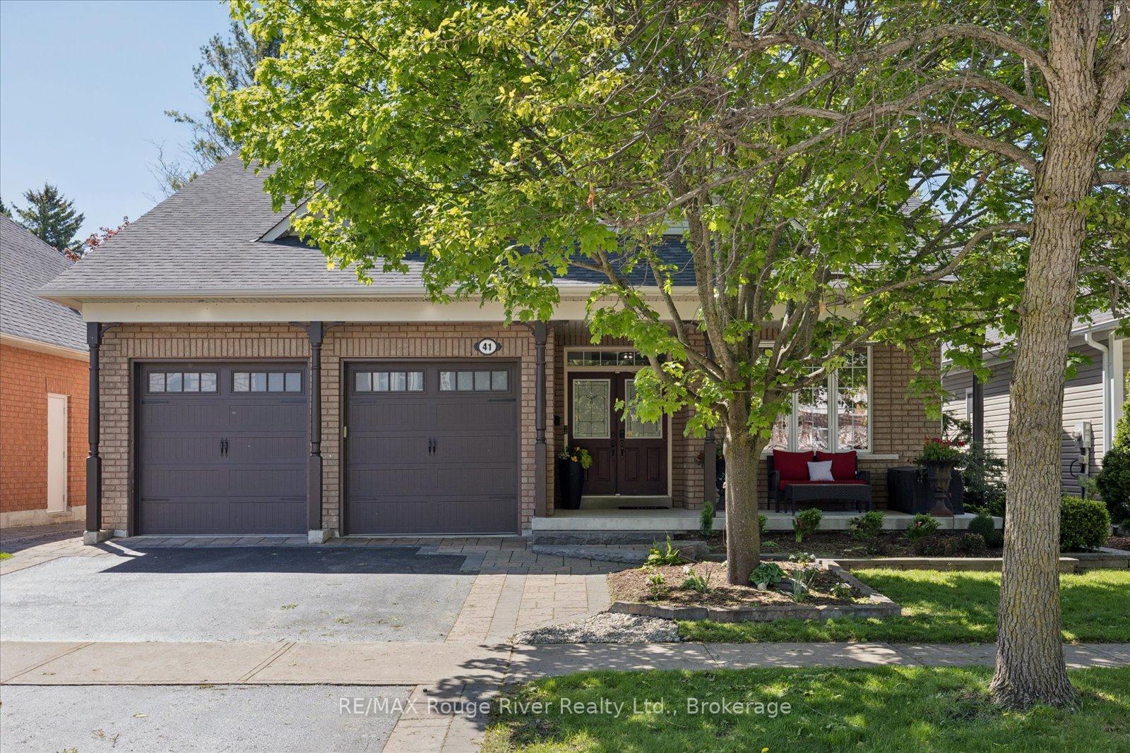 41 Leithridge Crescent, Whitby, ON L1M 2N2