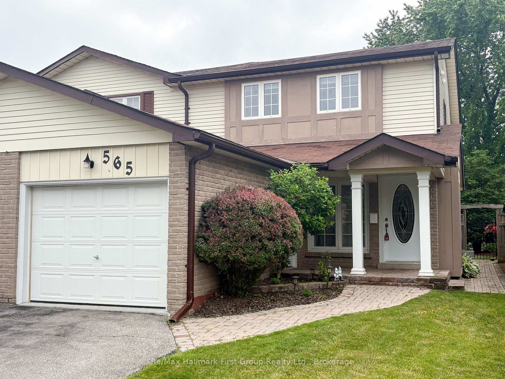 565 Birkdale Street, Oshawa, ON L1H 8C3