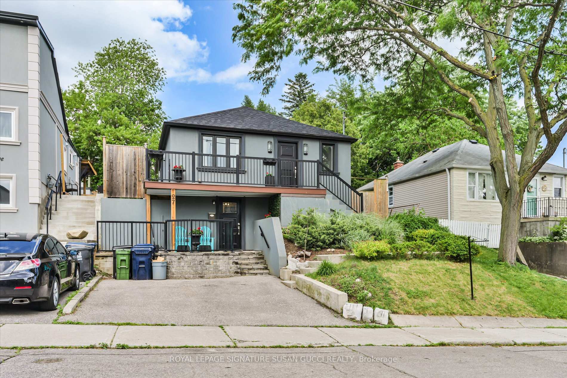 27 Bexhill Avenue, Toronto, ON M1L 3B5