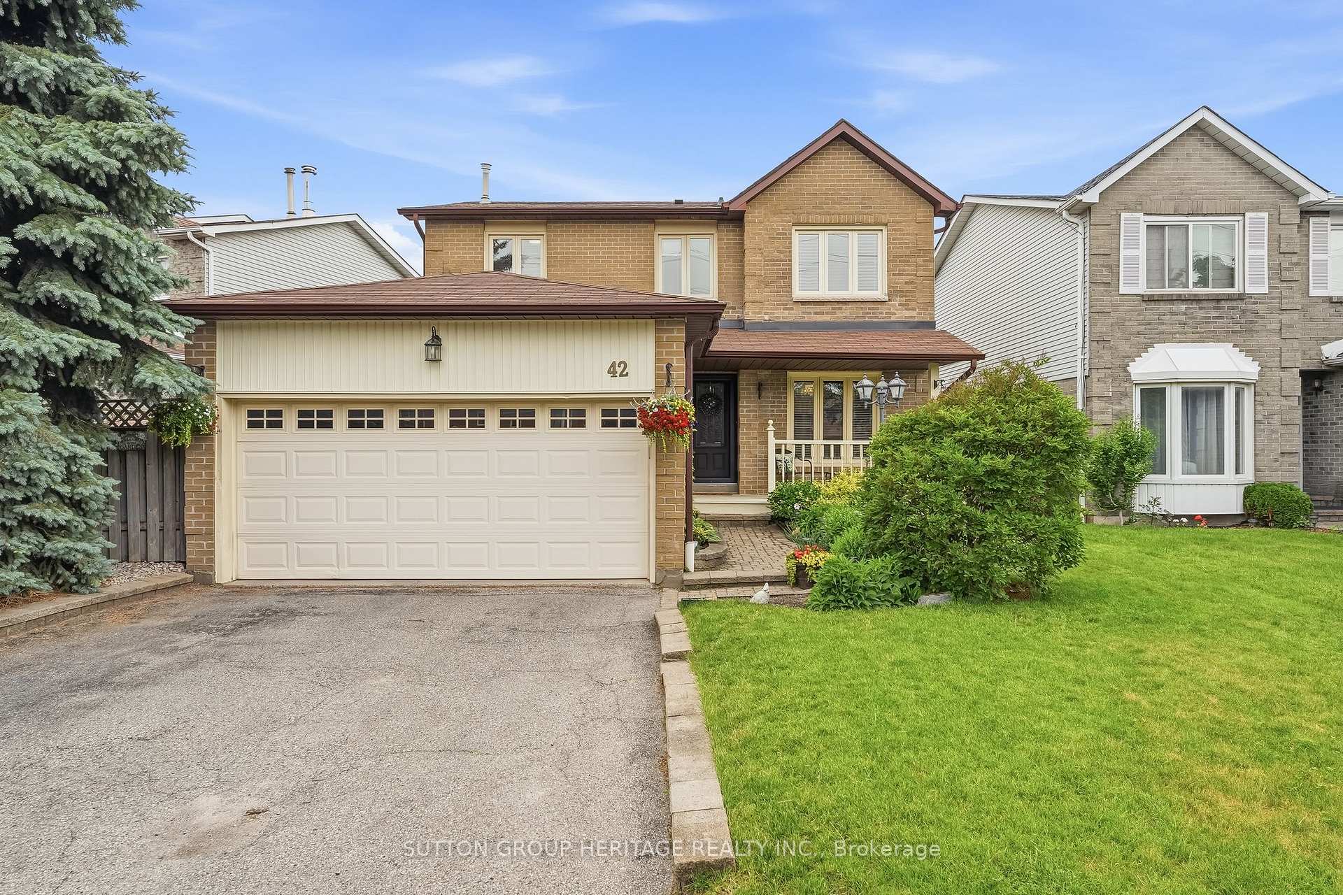 42 Ritchie Avenue, Ajax, ON L1S 6R8