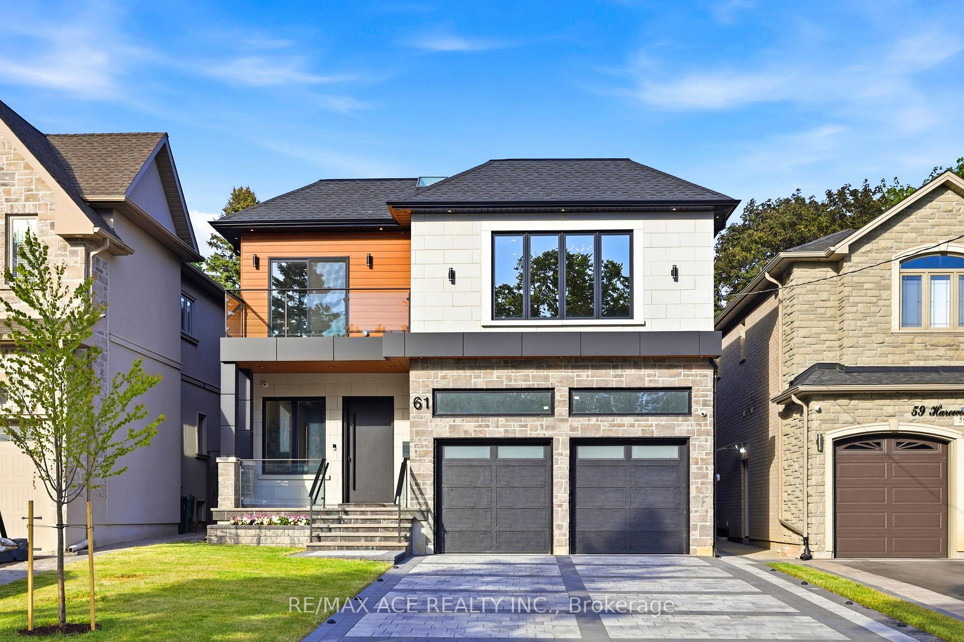 61 Harewood Avenue, Toronto, ON M1M 2R4