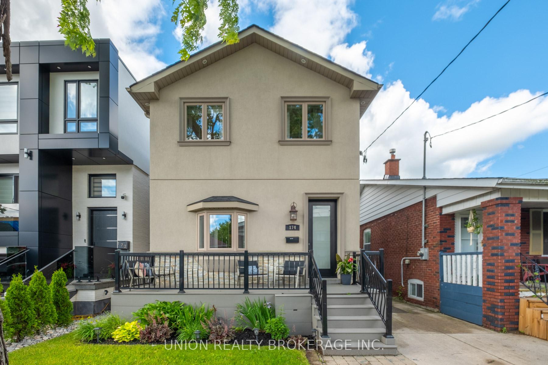 174 Woodmount Avenue, Toronto, ON M4C 3Z2