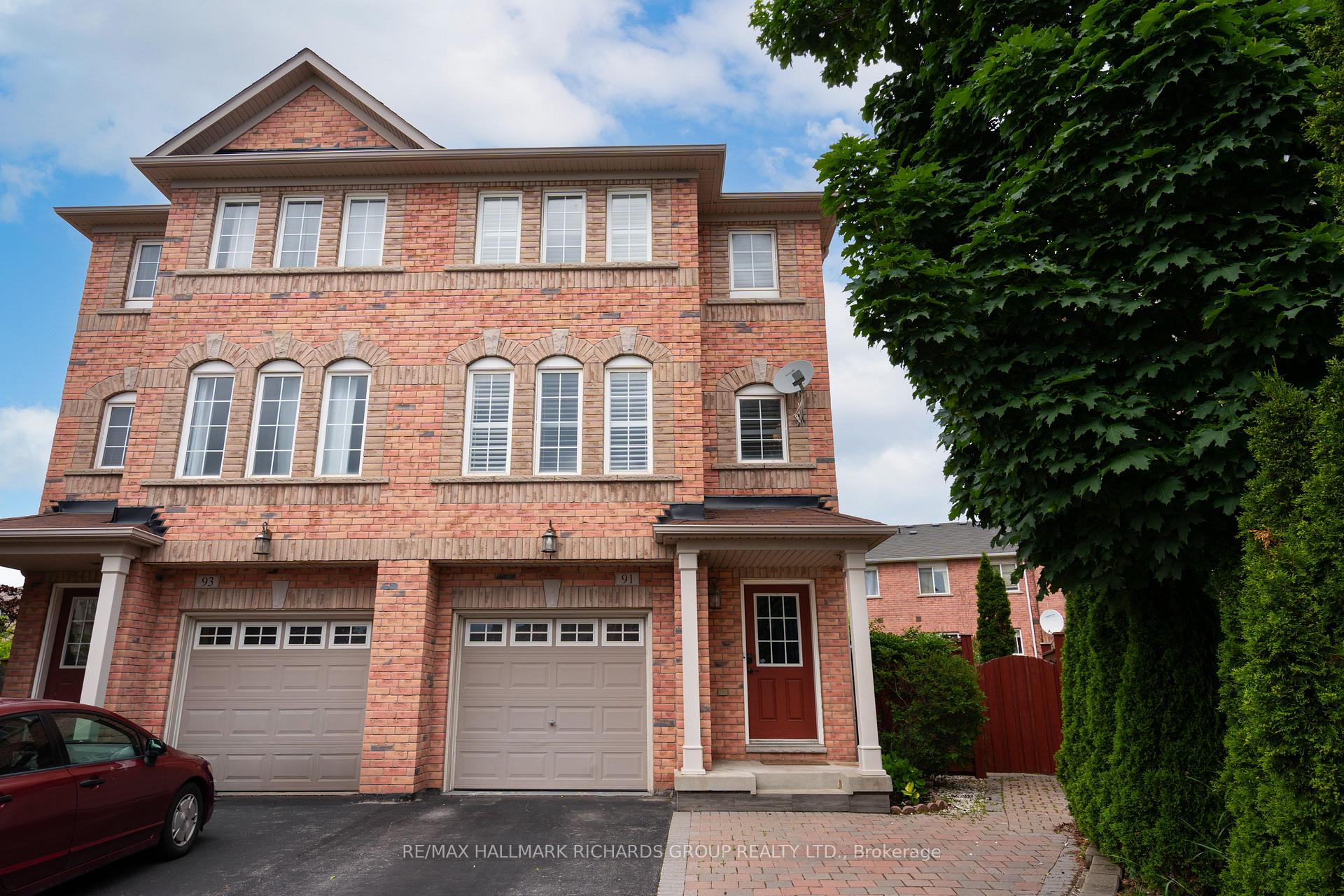 91 Wilkes Crescent, Toronto, ON M1L 0B2